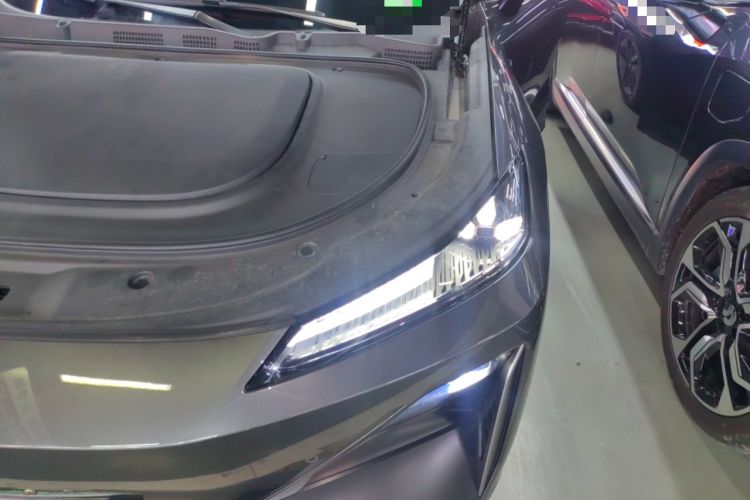 Used Deepal S07 2024 121Max Glory Edition Engine Bay Left