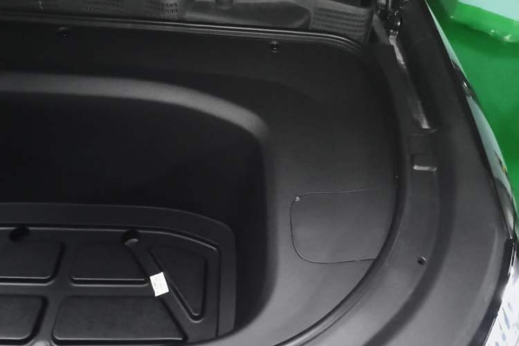 Used Deepal S07 2024 628Max Qiankun Intelligent Driving ADS SE Pure Electric Version Engine Bay Left