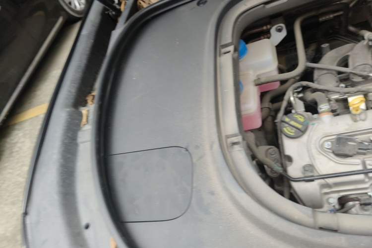 Used Deepal S07 2024 285Max Range-Extended Version Engine Bay Right