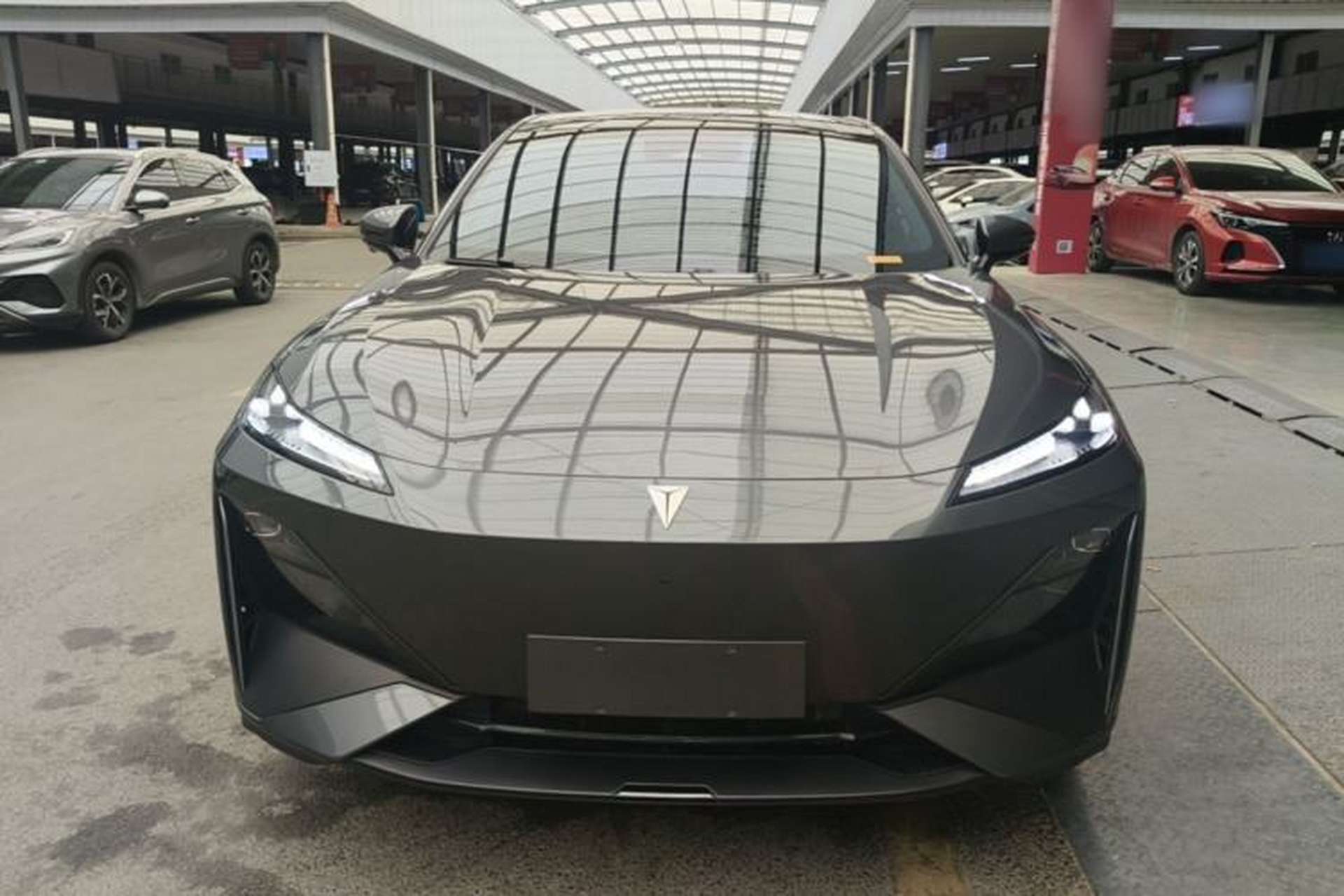 Used Deepal S07 2024 215Max Range-Extended Version Front