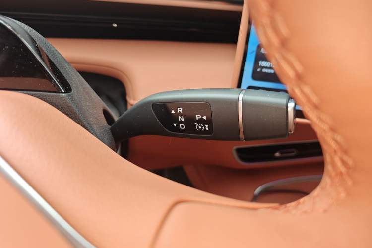 Used Deepal S07 2024 285Max Qiankun Intelligent Driving ADS SE Range-Extended Version Gear Lever