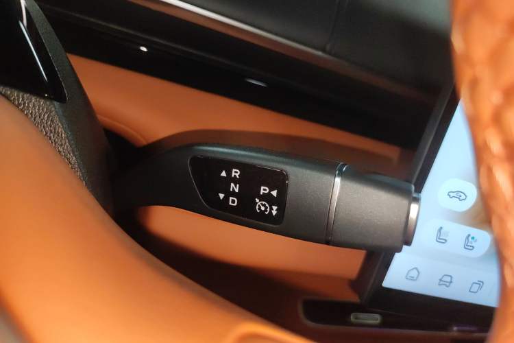 Used Deepal S07 2024 520Max Qiankun Intelligent Driving ADS SE Pure Electric Version Gear Lever