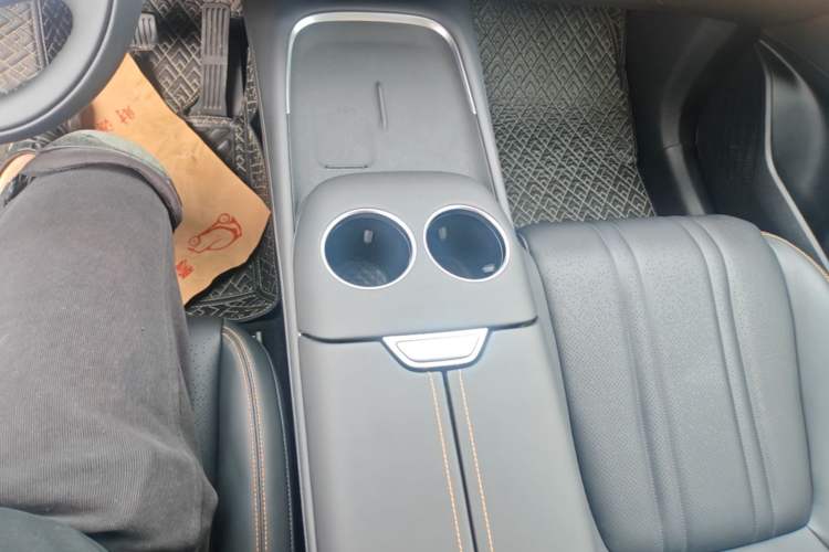 Used Deepal S07 2024 215Max Qiankun Intelligent Driving ADS SE Range-Extended Version Gear Lever