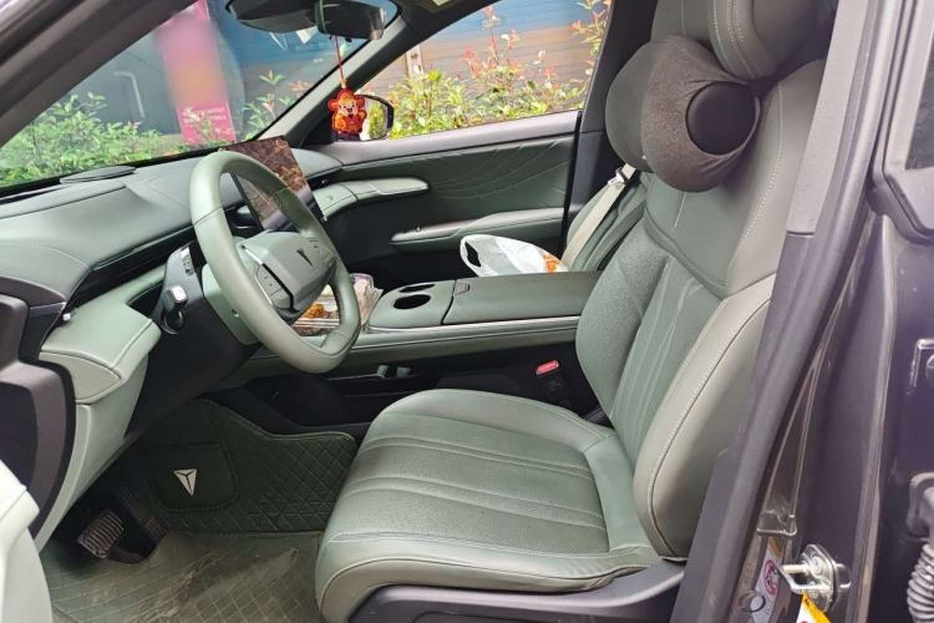 Used Deepal S07 2024 215Max Qiankun Intelligent Driving ADS SE Range-Extended Version Left Front Seat