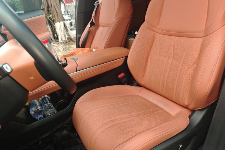 Used Deepal S07 2024 215Max Range-Extended Version Left Front Seat