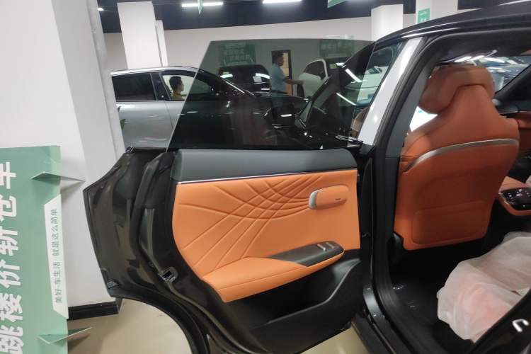 Used Deepal S07 2024 520Max Qiankun Intelligent Driving ADS SE Pure Electric Version Left Rear Door Interior