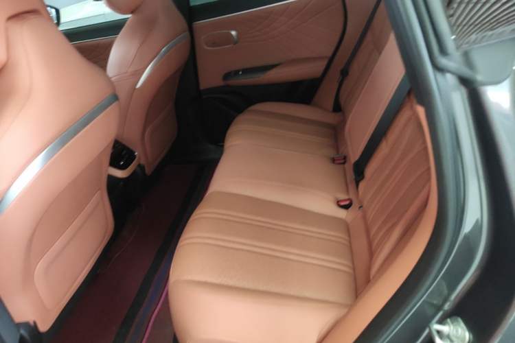 Used Deepal S07 2024 285Max Range-Extended Version Left Rear Seat