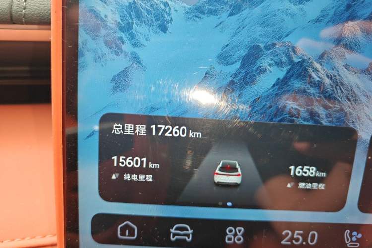 Used Deepal S07 2024 285Max Qiankun Intelligent Driving ADS SE Range-Extended Version Odometer Close Up