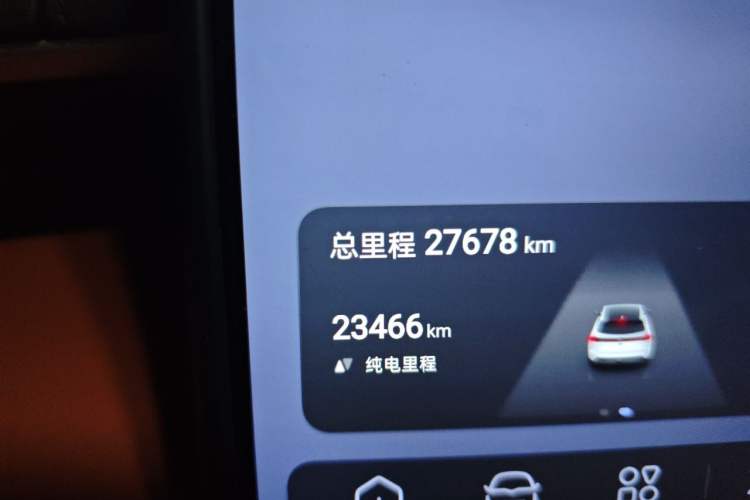 Used Deepal S07 2024 215Max Qiankun Intelligent Driving ADS SE Range-Extended Version Odometer Close Up