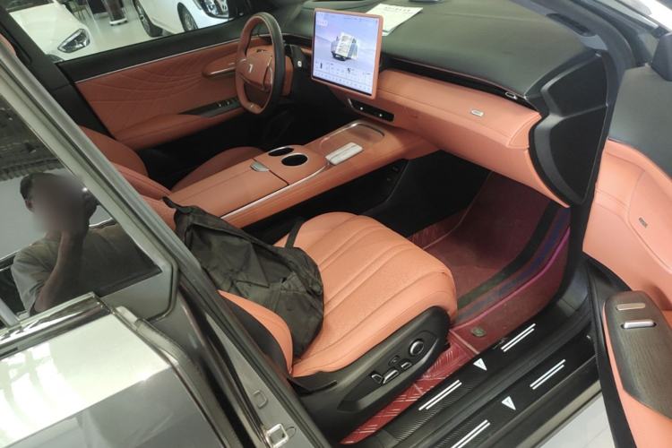 Used Deepal S07 2024 285Max Range-Extended Version Right Front Seat
