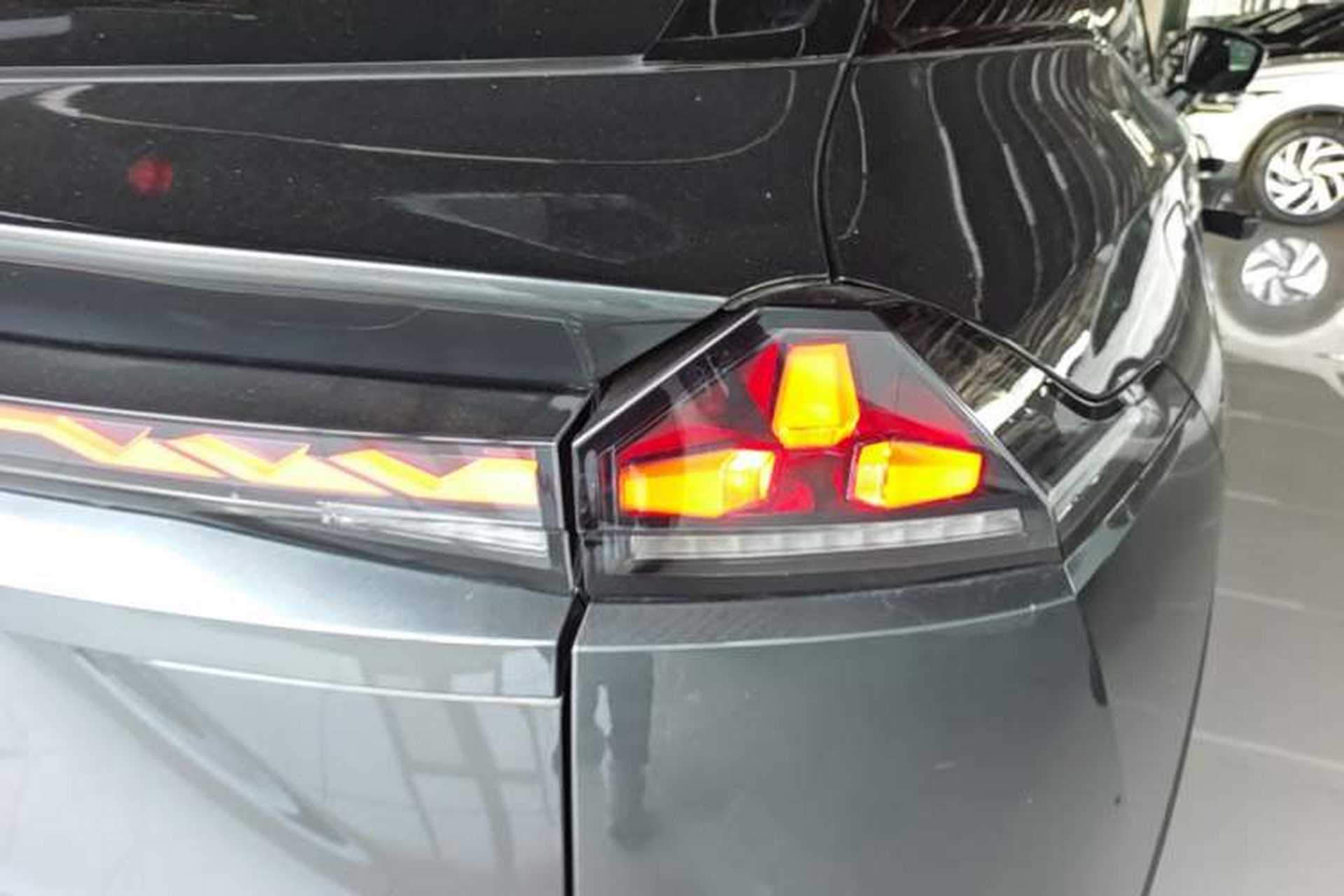Used Deepal S07 2024 121Max Glory Edition Right Rear Taillight