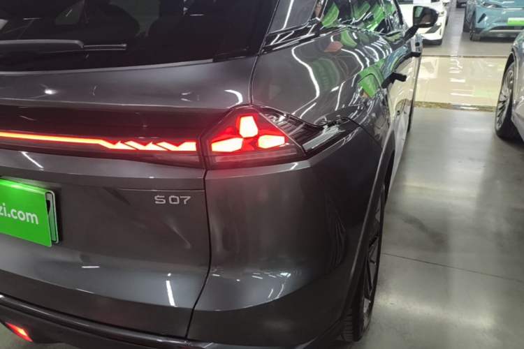 Used Deepal S07 2024 285Max Qiankun Intelligent Driving ADS SE Range-Extended Version Right Rear Taillight