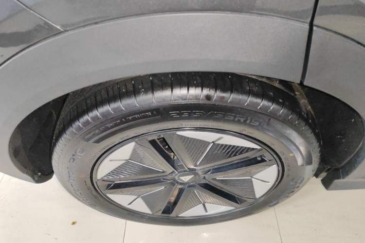 Used Deepal S07 2024 215Max Range-Extended Version Right Rear Wheel Hub