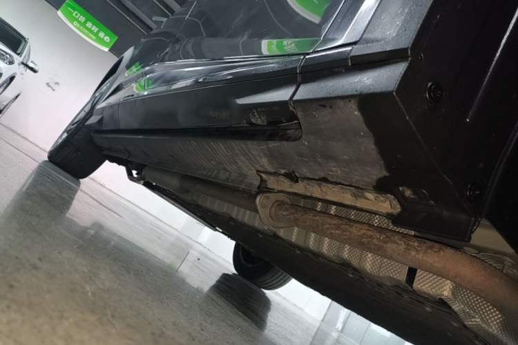 Used Deepal S07 2024 285Max Qiankun Intelligent Driving ADS SE Range-Extended Version Right Side Sill