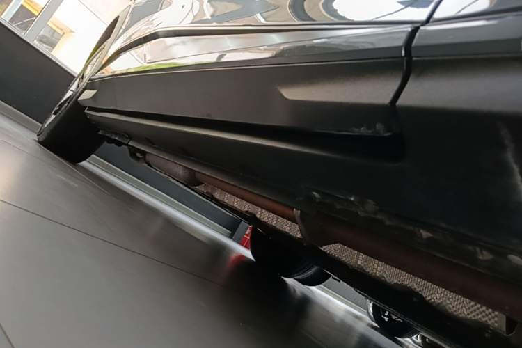 Used Deepal S07 2024 215Max Range-Extended Version Right Side Sill