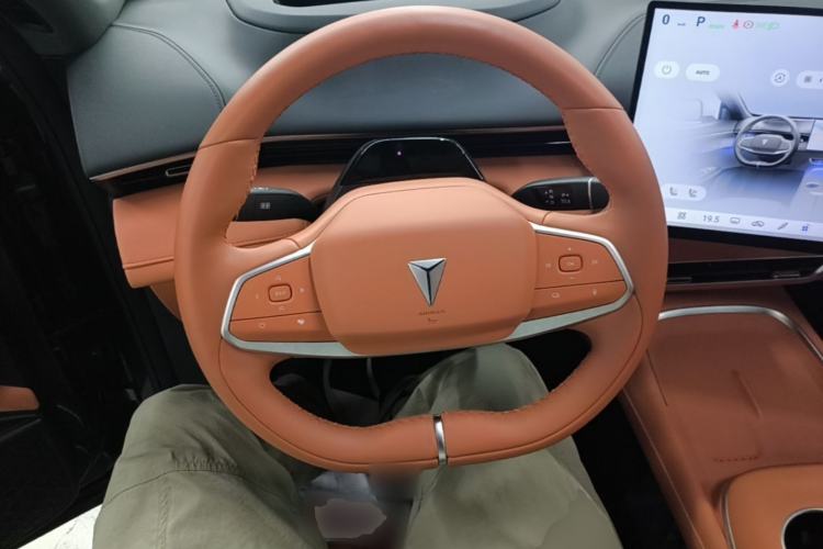 Used Deepal S07 2024 285Max Qiankun Intelligent Driving ADS SE Range-Extended Version Steering Wheel