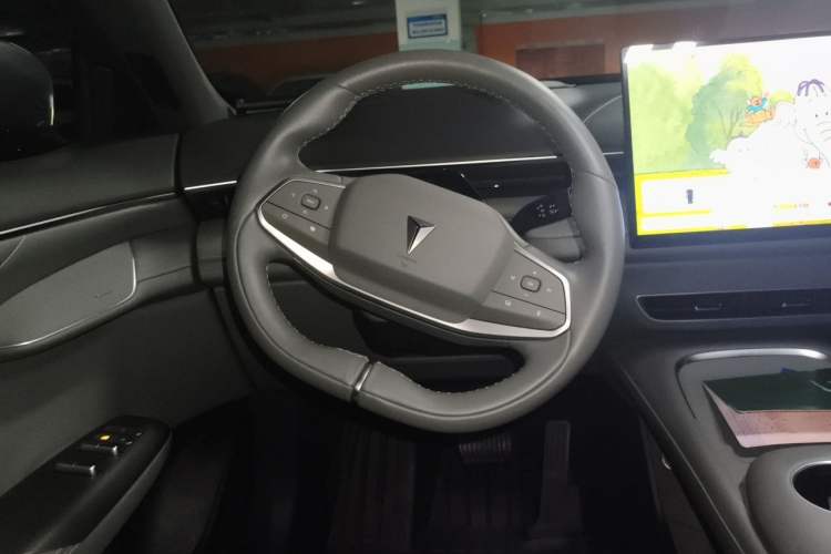 Used Deepal S07 2024 628Max Qiankun Intelligent Driving ADS SE Pure Electric Version Steering Wheel