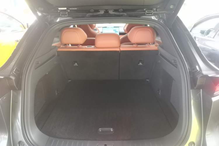 Used Deepal S07 2024 285Max Range-Extended Version Trunk