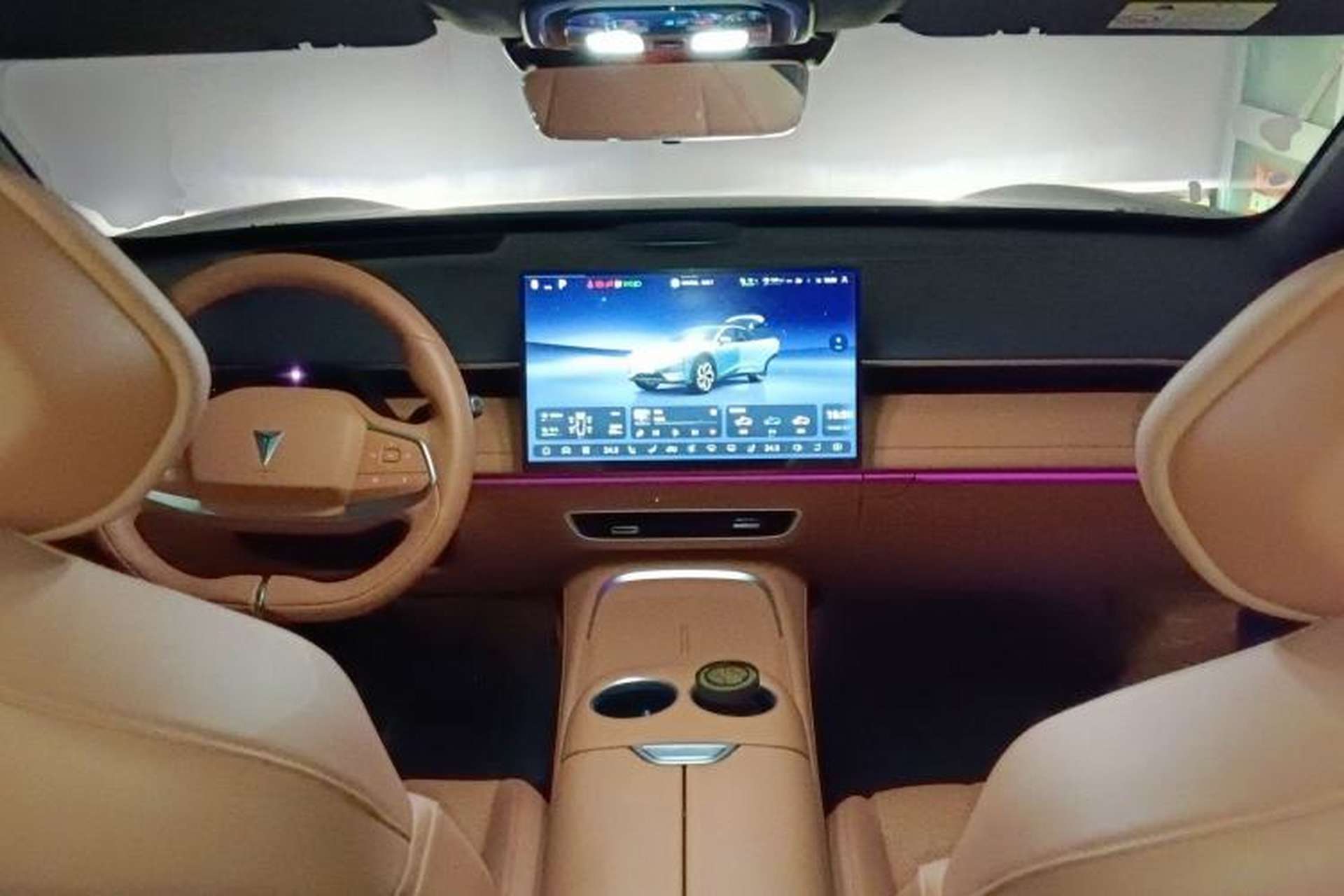Used Deepal S07 2024 215Max Qiankun Intelligent Driving ADS SE Range-Extended Version Center Console