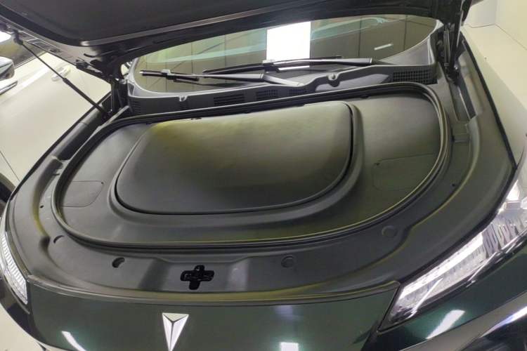 Used Deepal S07 2024 121Max Glory Edition Engine Bay