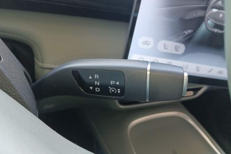 Used Deepal S07 2024 520Max Qiankun Intelligent Driving ADS SE Pure Electric Version Gear Lever