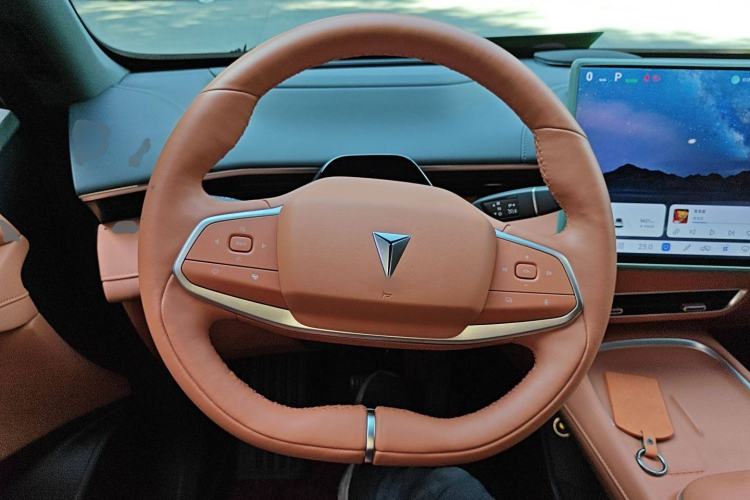 Used Deepal S07 2024 215Max Qiankun Intelligent Driving ADS SE Range-Extended Version Steering Wheel