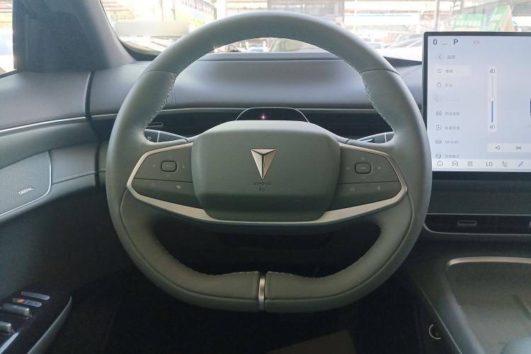 Used Deepal S07 2024 520Max Qiankun Intelligent Driving ADS SE Pure Electric Version Steering Wheel