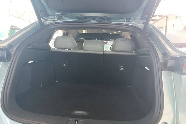 Used Deepal S07 2024 520Max Qiankun Intelligent Driving ADS SE Pure Electric Version Trunk