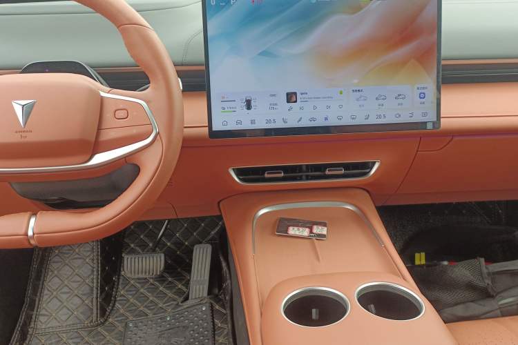Used Deepal S07 2024 215Max Qiankun Intelligent Driving ADS SE Range-Extended Version Audio And AC Panel