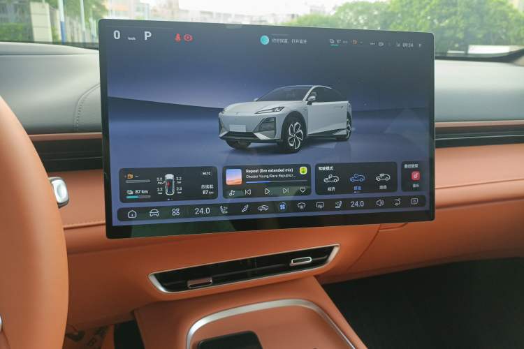 Used Deepal S07 2024 215Max Qiankun Intelligent Driving ADS SE Range-Extended Version Audio And AC Panel