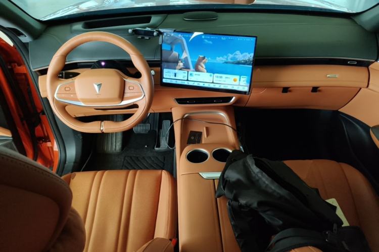 Used Deepal S07 2024 215Max Qiankun Intelligent Driving ADS SE Range-Extended Version Center Console