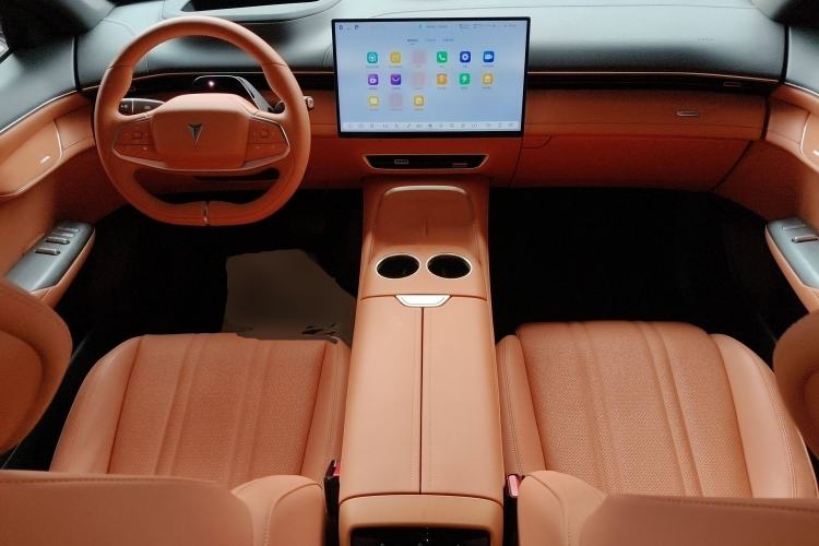 Used Deepal S07 2024 215Max Qiankun Intelligent Driving ADS SE Range-Extended Version Center Console