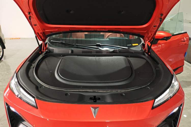 Used Deepal S07 2024 215Max Qiankun Intelligent Driving ADS SE Range-Extended Version Engine Bay