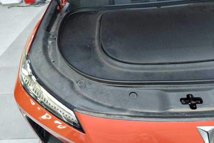 Used Deepal S07 2024 215Max Qiankun Intelligent Driving ADS SE Range-Extended Version Engine Bay Right