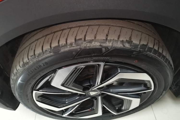 Used Deepal S07 2024 215Max Qiankun Intelligent Driving ADS SE Range-Extended Version Exterior 7