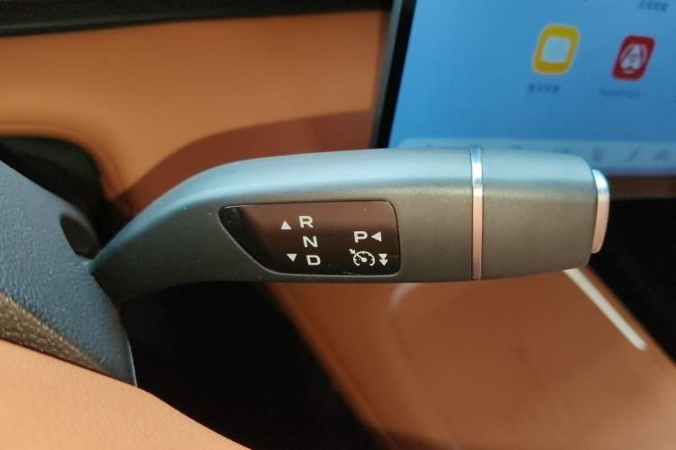 Used Deepal S07 2024 215Max Qiankun Intelligent Driving ADS SE Range-Extended Version Gear Lever