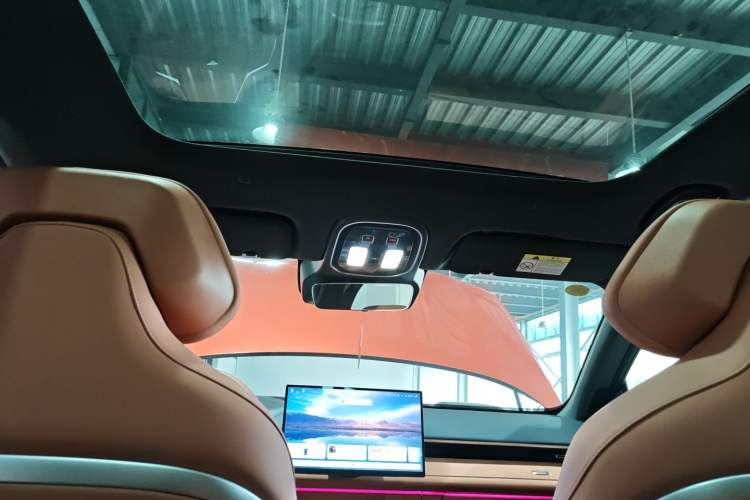 Used Deepal S07 2024 215Max Qiankun Intelligent Driving ADS SE Range-Extended Version Headliner