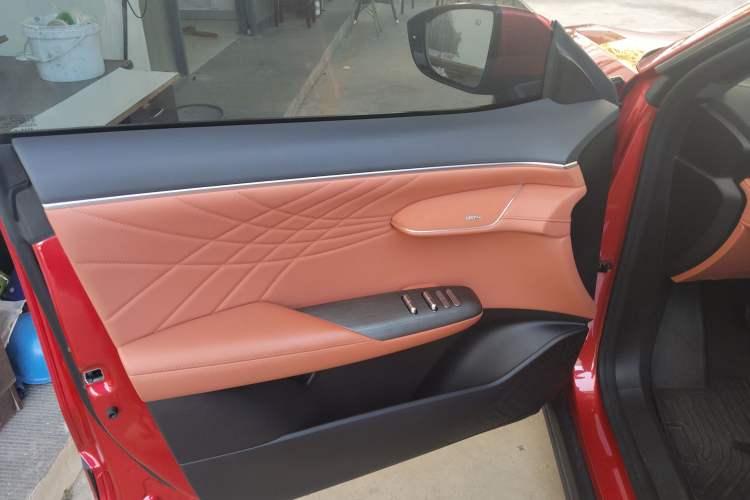 Used Deepal S07 2024 215Max Qiankun Intelligent Driving ADS SE Range-Extended Version Interior 3