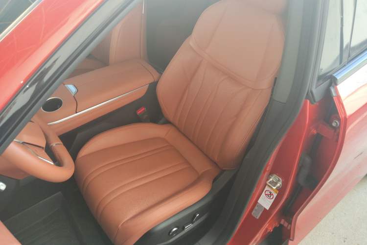 Used Deepal S07 2024 215Max Qiankun Intelligent Driving ADS SE Range-Extended Version Left Front Seat