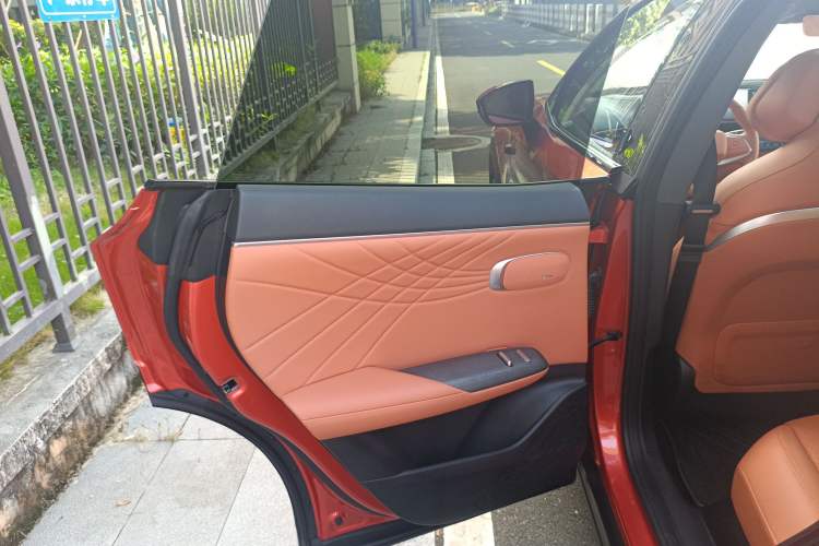 Used Deepal S07 2024 215Max Qiankun Intelligent Driving ADS SE Range-Extended Version Left Rear Door Interior