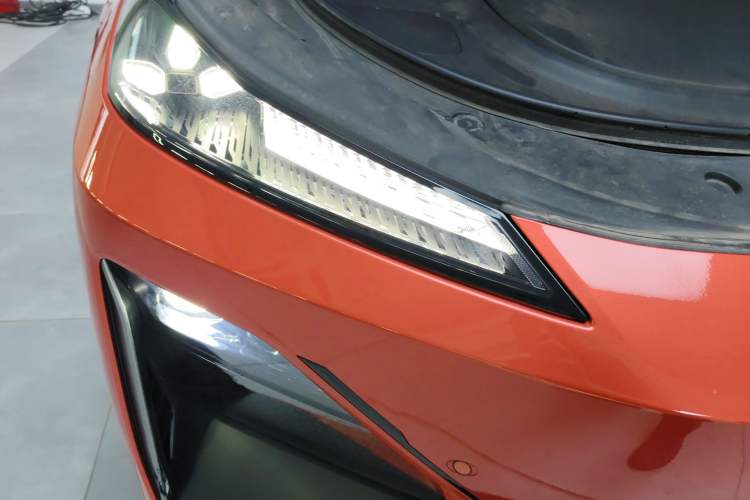 Used Deepal S07 2024 215Max Qiankun Intelligent Driving ADS SE Range-Extended Version Right Front Headlight