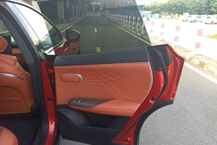 Used Deepal S07 2024 215Max Qiankun Intelligent Driving ADS SE Range-Extended Version Right Rear Door Interior
