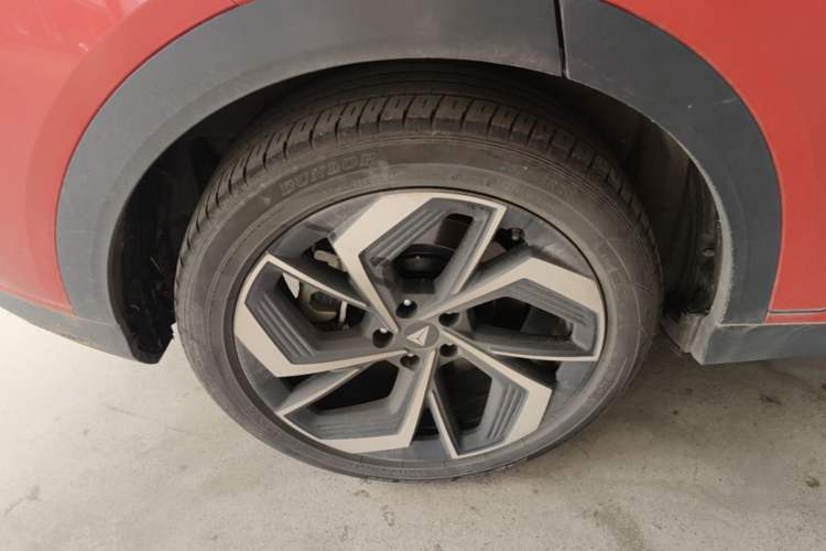 Used Deepal S07 2024 215Max Qiankun Intelligent Driving ADS SE Range-Extended Version Right Rear Wheel Hub