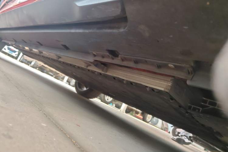 Used Deepal S07 2024 520Max Qiankun Intelligent Driving ADS SE Pure Electric Version Right Side Sill
