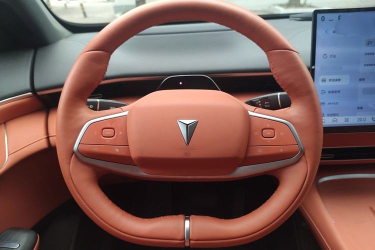Used Deepal S07 2024 215Max Qiankun Intelligent Driving ADS SE Range-Extended Version Steering Wheel