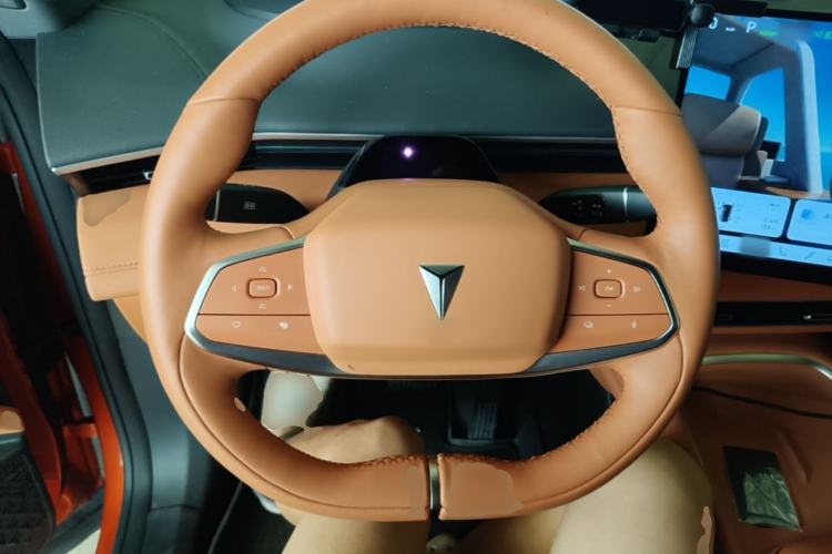 Used Deepal S07 2024 215Max Qiankun Intelligent Driving ADS SE Range-Extended Version Steering Wheel