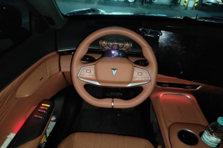 Used Deepal S07 2024 215Max Qiankun Intelligent Driving ADS SE Range-Extended Version Steering Wheel