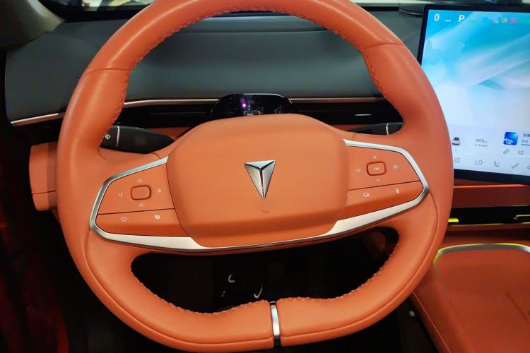 Used Deepal S07 2024 215Max Qiankun Intelligent Driving ADS SE Range-Extended Version Steering Wheel