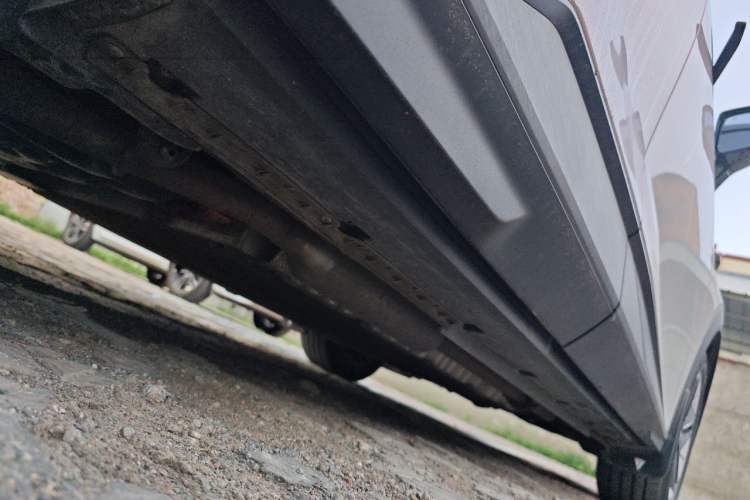 Used Deepal S07 2024 200Max 2nd Anniversary Black Gold Knight Edition Chassis Rear Right