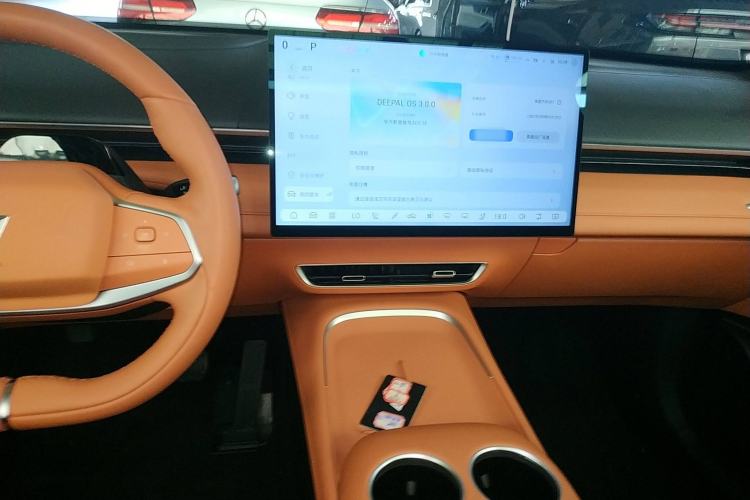 Used Deepal S07 2024 215Max Qiankun Intelligent Driving ADS SE Range-Extended Version Audio And AC Panel